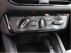 Skoda Kamiq Essence 1.0 TSI DSG (1xSilber & 1xSchwarz)