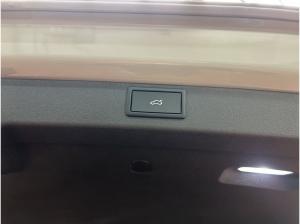 Skoda Enyaq 60 Selection Wärmepumpe AHK LED ACC