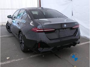 BMW 520 520d 💥 M Sport 20" Sitzbelüft. Lenkradhzg. H/K Standhzg. 💥