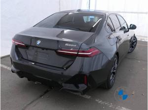 BMW 520 520d 💥 M Sport 20" Sitzbelüft. Lenkradhzg. H/K Standhzg. 💥