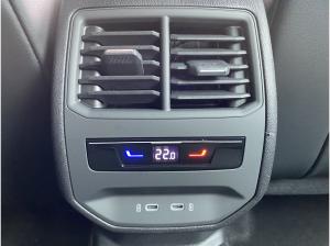 Cupra Leon 1.5 eTSI DSG ACC Kamera LED APP Connect