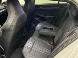 Volkswagen Golf 1.5 eTSI R-Line DSG Travel Assist Navi