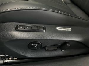 Volkswagen Passat Variant ELEGANCE 1.5eTSI DSG HYBRID ACC.5J-G.AHK.AREA-VIEW.NAVI+VC.HUD.PANO