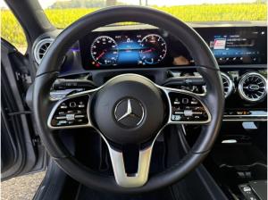 Mercedes-Benz A 180 MBUX*KAM*LED*SHZ