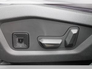 DS Automobiles N°7 LA PREMIÈRE • E-TENSE FWD 230 PS