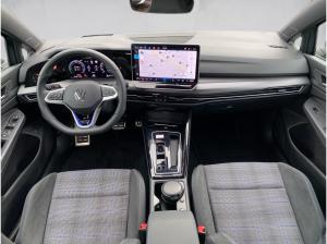 Volkswagen Golf VIII GTE 1.5 eHybrid DSG Matrix AHK Navi HuD ACC AreaView
