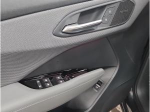 Audi Q3 TDI S line AHK Pano LED LM 20" RFK Head-Up Sonos