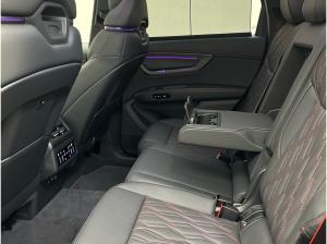 Audi Q7 Q7 SUV TDI quattro 220 kW tiptronic ( Neues Modell )