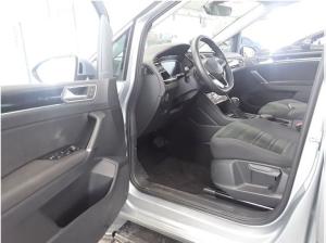 Volkswagen Touran HIGHLINE 2.0TDI DSG NP.62T AHK.KAMERA.5JG.EASY-O.NAVI