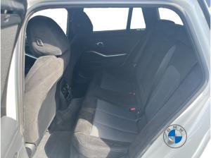 BMW 320 320d xDrive Touring 👀 M Sport 19" Pano Adaptiv LED  👀