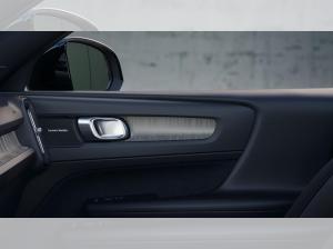 Volvo XC40 B3 Plus Black Edition Modeljahr 2027,5 FACELIFT *NEW*