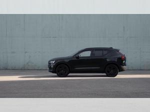 Volvo XC40 B3 Plus Black Edition Modeljahr 2027,5 FACELIFT *NEW*