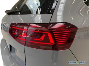 Volkswagen Passat Variant Elegance 2.0 TDI DSG/LED/Rear Vie