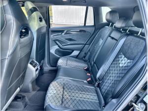 Volkswagen Tiguan 1.5 l eTSI DSG R-Line SOFORT VERFÜGBAR! BlackStyle AHK Pano WKR