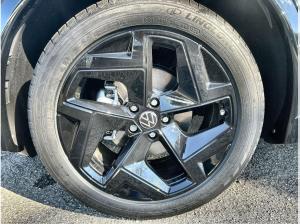 Volkswagen Tiguan 1.5 l eTSI DSG R-Line SOFORT VERFÜGBAR! BlackStyle AHK Pano WKR