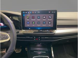Volkswagen Golf VIII 1.5 eHybrid GTE DSG Rear View IQ Light