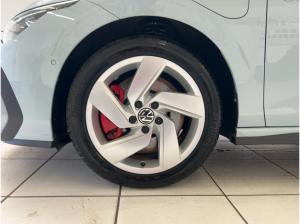 Volkswagen Golf VIII 1.5 eHybrid GTE DSG Rear View IQ Light