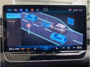 Volkswagen Golf VIII 1.5 eHybrid GTE DSG Rear View IQ Light