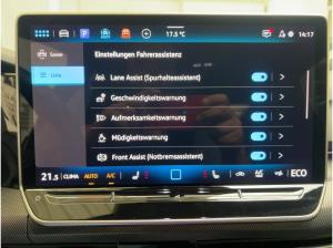 Volkswagen Golf VIII 1.5 eHybrid GTE DSG Rear View IQ Light