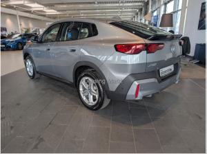 BMW X2 sDrive20d Steptronic DCT Navi DSG Bluetooth PDC Kurvenlicht