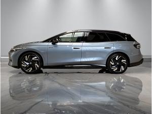 Volkswagen ID.7 Tourer GTX +WÄRMEPUMPE+AHK+KAMERA+
