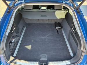 Audi A6 Avant S-Line TDI quattro S-tronic / Pano, AHK