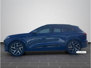 Audi Q6 e-tron S line performance HUD Panorama B&O