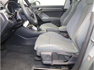 Audi Q3 Sportback 35 TDI S-tronic / Navi+, 360°, LED
