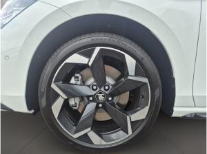 Skoda Superb Combi Sportline 2,0 TSI 150 kW 7-Gang-DSG