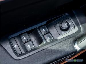 Volkswagen Touran 1.5 TSI Comfortline 7 Sitze/ Kamera/Navi/