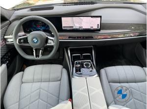 BMW i7 M70 xDrive 🧨 21" Individual Two-Tone Lackierung  Fond TV   🧨