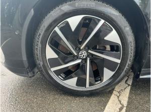 Volkswagen ID.7 Pro Navi Ganzjahresreifen Parklenkassistent