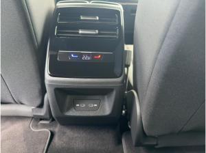 Volkswagen ID.7 Pro Navi Ganzjahresreifen Parklenkassistent