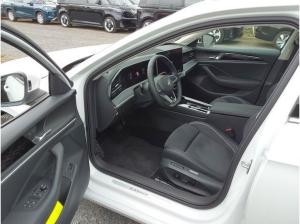 Volkswagen Passat Variant ELEGANCE 4M 2.0TDI .DSG.MATRIX.NAVI.5JGARANTIE.AHK.KAMERA.HUD.ACC.PDC