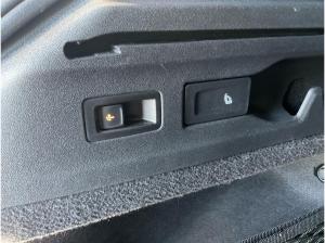 Volkswagen ID.7 Tourer GTX 4M NP.81T ACC.5J-G.WÄRMEPUMPE.AHK.AREA-VIEW.NAVI.HUD.PANO.HARMAN