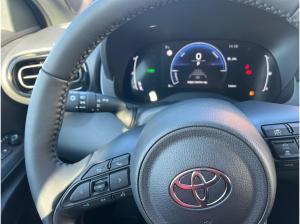 Toyota Yaris Cross 1,5-l-VVT-iE Hybrid  5-Türer Teamplayer