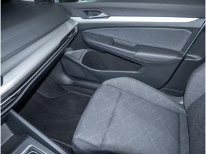 Volkswagen Golf VIII Variant 2.0 TDI Life Navi Keyless LED+