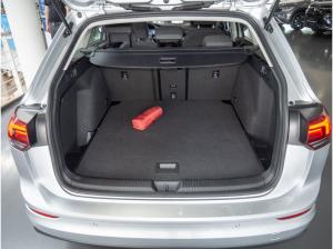 Volkswagen Golf VIII Variant 2.0 TDI Life Navi Keyless LED+