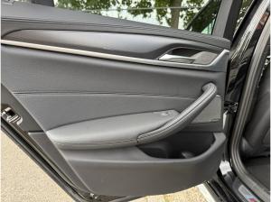 BMW 530 e xDrive Touring M Sport *LASER*HUD*PANO*AHK