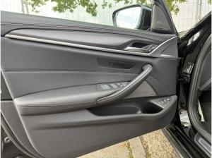 BMW 530 e xDrive Touring M Sport *LASER*HUD*PANO*AHK