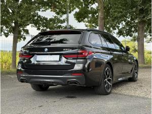 BMW 530 e xDrive Touring M Sport *LASER*HUD*PANO*AHK