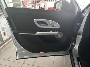 Mercedes-Benz GLB 220 4MATIC+AMG LINE+Burmester® 3D-Surround-Soundsystem+360-Grad-Kamera+Memory-Paket+Head-Up Display