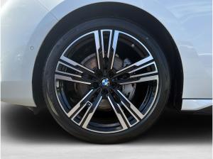 BMW 740 d xDrive M Sport STANDHEIZUNG,PGSD SKY LOUNGE,AUTOBAHN ASSIS,360 GRAD KAMERA,B&W SOUND