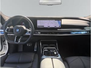 BMW 740 d xDrive M Sport STANDHEIZUNG,PGSD SKY LOUNGE,AUTOBAHN ASSIS,360 GRAD KAMERA,B&W SOUND