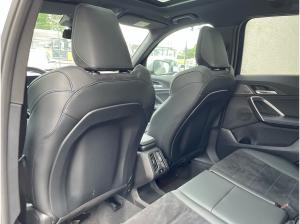 BMW X1 sDrive20d M Sport Pro || AHK Pano Aktivsitz el.Sitz Kamera