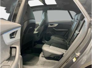 Audi Q8 SUV S line business e-hybrid quattro tiptronic Neupreis 123.455.-