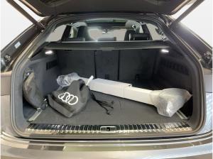 Audi Q8 SUV S line business e-hybrid quattro tiptronic Neupreis 123.455.-