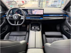BMW 520 520d Touring M-Sport AHK Finanzierung ab 1,49%