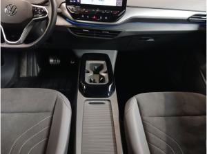 Volkswagen ID.5 Pro Performance 82kWh AHK Ambiente RFK Standklima Navi