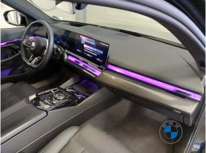 BMW 520 520d xDrive 💥 M Sport 20" Standhzg. H/K Komfortsitze 💥
